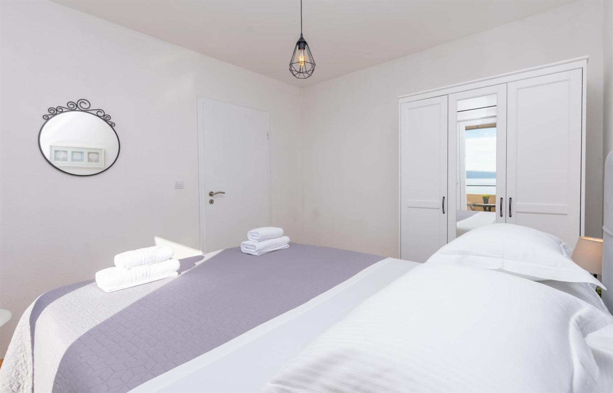 Apartments Marijo Baška Voda Buitenkant foto